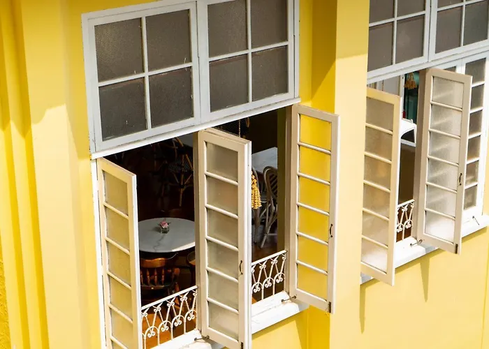 Room In Guest Room - Stay In Style - Boutique Hostel 招待所 曼谷